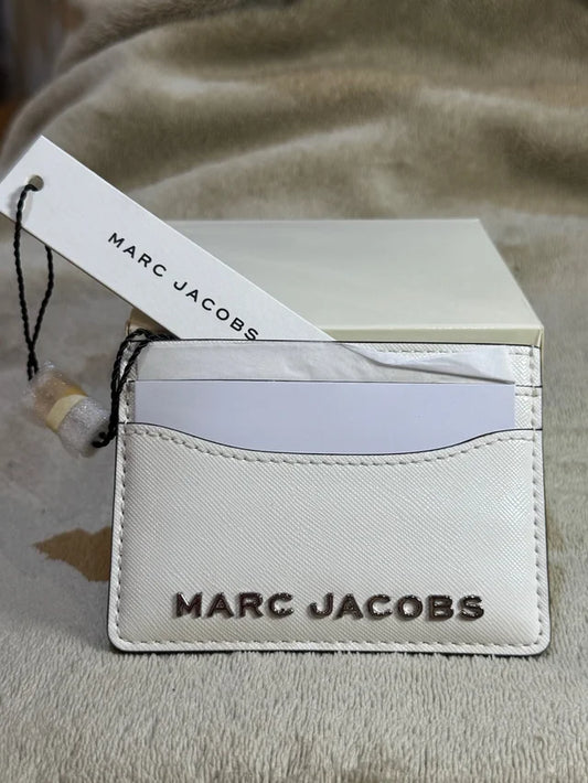 Marc Jacobs blanco.