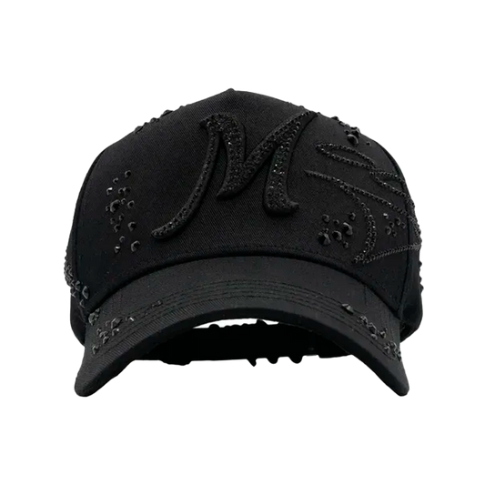 TOTAL BLACK